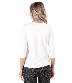 Elastic jersey blouse with rips at the decolletage and sleeve