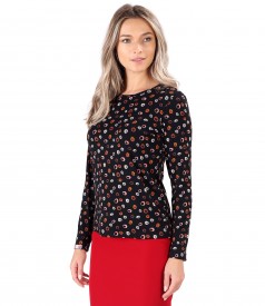 Elastic jersey blouse printed with geometric motifs