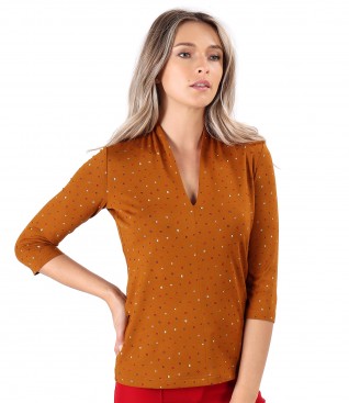 Elastic jersey blouse printed with dots