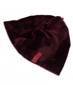 Padded hat made of soft elastic velvet