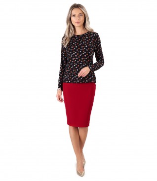 Office outfit with printed elastic jersey skirt and blouse