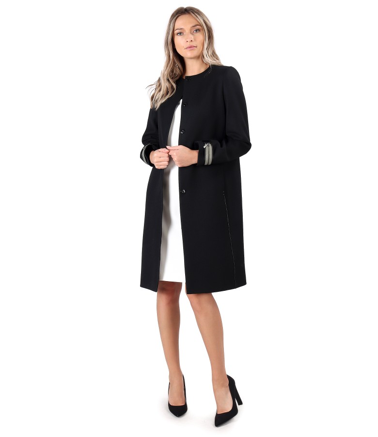 Elegant coat made of wool and fabric dress in two colors.