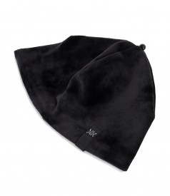 Padded hat made of soft elastic velvet