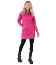 Sweatshirt dress made of thick cotton with front pocket