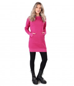 Sweatshirt dress made of thick cotton with front pocket