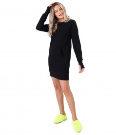 Sweatshirt dress made of thick cotton with front pocket