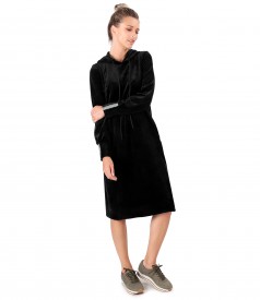 Hooded velvet dress with elastic lining on the cuffs