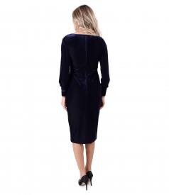 Elegant dress made of uni elastic velvet