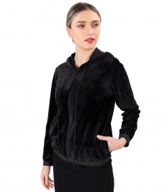 Elastic velvet sweatshirt with elastic finish with crystals