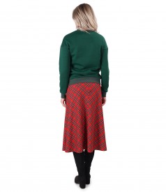 Casual outfit with long plaid skirt and sweatshirt