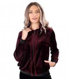 Elastic velvet sweatshirt with elastic finish with crystals