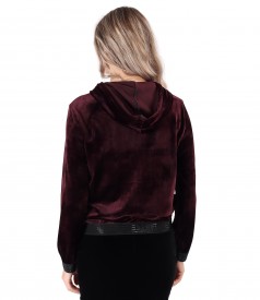 Elastic velvet sweatshirt with elastic finish with crystals