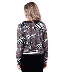 Sweatshirt without hood made of printed elastic velvet