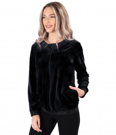 Sweatshirt without hood made of elastic velvet