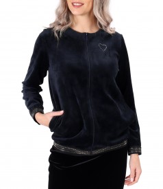 Sweatshirt without hood made of elastic velvet