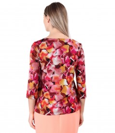 Blouse made of thick elastic jersey printed with floral motifs