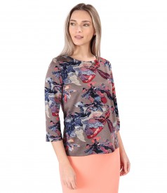 Blouse made of thick elastic jersey printed with floral motifs