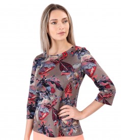 Blouse made of thick elastic jersey printed with floral motifs