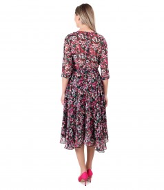 Elegant veil dress printed with floral motifs