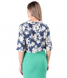 Elegant tencel blouse printed with floral motifs