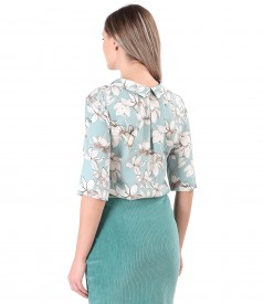 Elegant tencel blouse printed with floral motifs