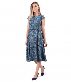 Elegant viscose dress printed with paisley motifs