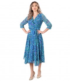 Elegant veil dress printed with floral motifs