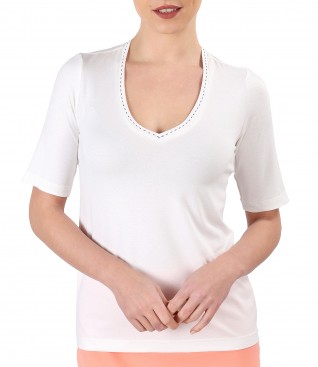 Blouse made of thin elastic jersey with V decolletage