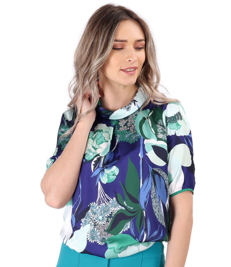 Satin blouse printed with floral motifs