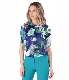 Satin blouse printed with floral motifs