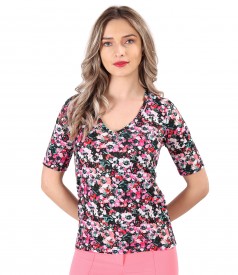 Blouse made of thin elastic jersey printed with floral motifs