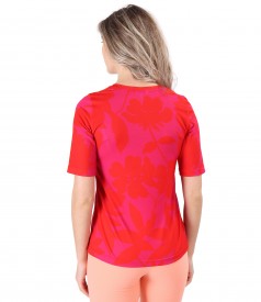 Blouse made of thin elastic jersey printed with floral motifs