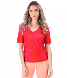 Blouse made of thin elastic jersey printed with floral motifs