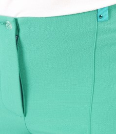 Ankle pants made of elastic fabric