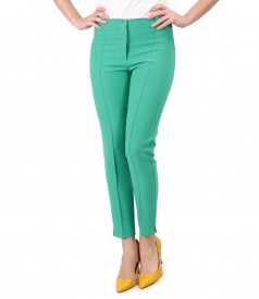 Ankle pants made of elastic fabric