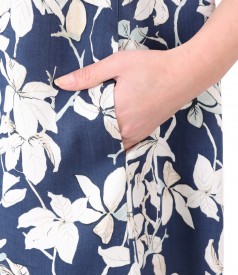 Casual dress made of tencel printed with floral motifs