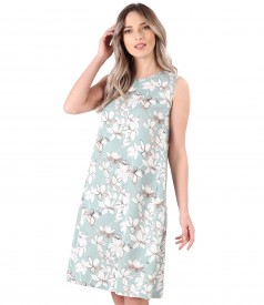 Casual dress made of tencel printed with floral motifs