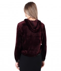Velvet sweatshirt with elastic finish with crystals