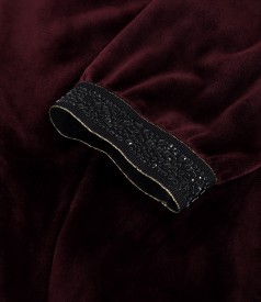 Sweatshirt without hood made of velvet