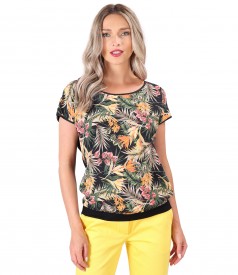 Blouse with front printed with floral motifs