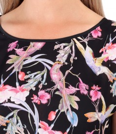 Blouse with viscose front printed with hummingbirds and flowers