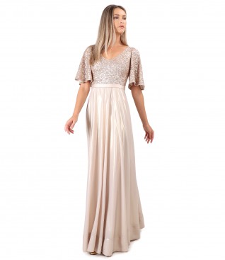 Long dress with bust with sequins