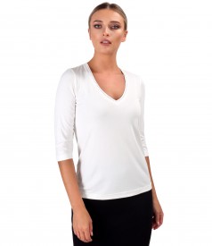 Blouse made of thin elastic jersey with V decolletage