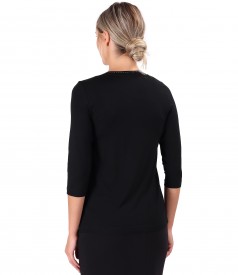 Blouse made of thin elastic jersey with V decolletage