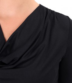 Elastic jersey blouse with pleated neckline