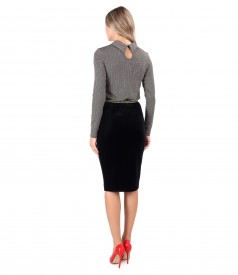 Elastic jersey blouse with round collar and velvet tapered skirt