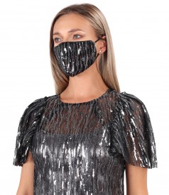 Reusable lace mask with sequins