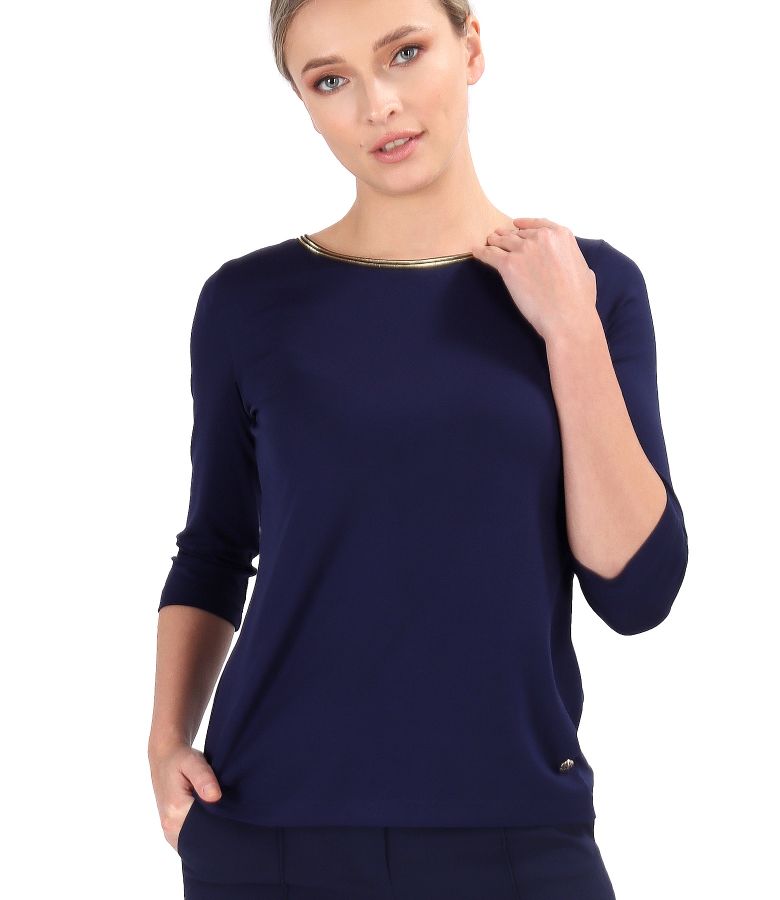 Elegant blouse made of fine elastic jersey with 3/4 sleeves