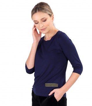 Fine elastic jersey blouse with gold elastic at the waist