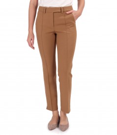 Ankle pants made of elastic fabric